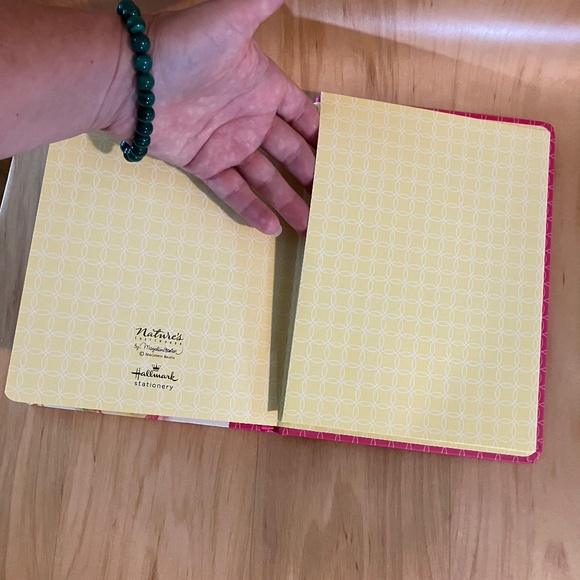 Marjolein Bastin Nature's Sketchbook Journal with Pocket and Bookmark Hallmark - Picture 3 of 8